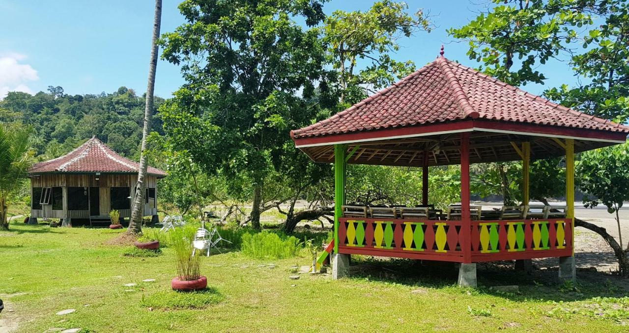 Revive Lampung Krui King Resort Zewnętrze zdjęcie